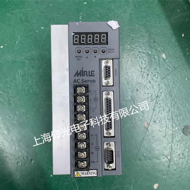 盟立伺服驅(qū)動(dòng)器維修SDP20上電無顯示故障維修