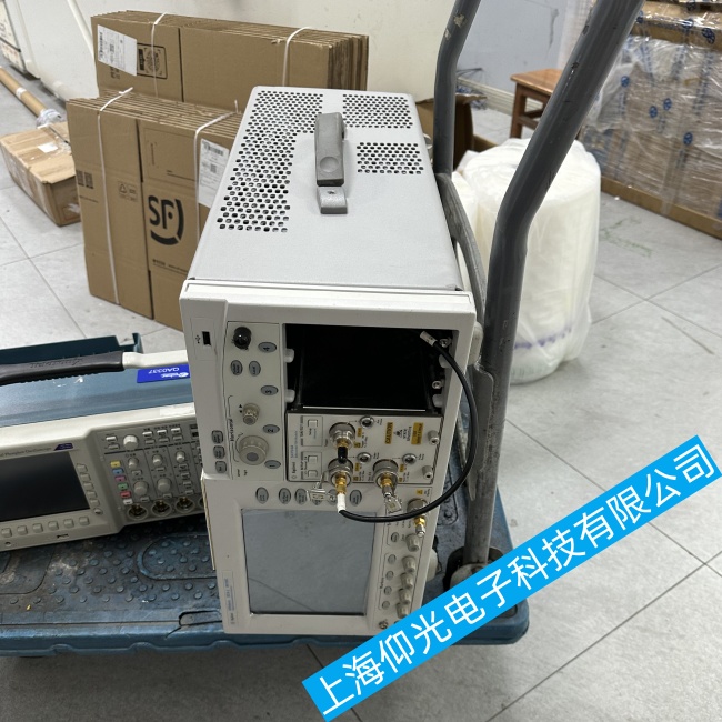 安捷倫86100C光示波器開(kāi)機(jī)黑屏故障維修教程