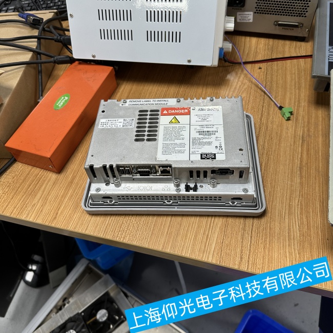 惠州AB羅克韋爾觸摸屏2711P-B6C20A上電燒保險故障維修經(jīng)驗分享