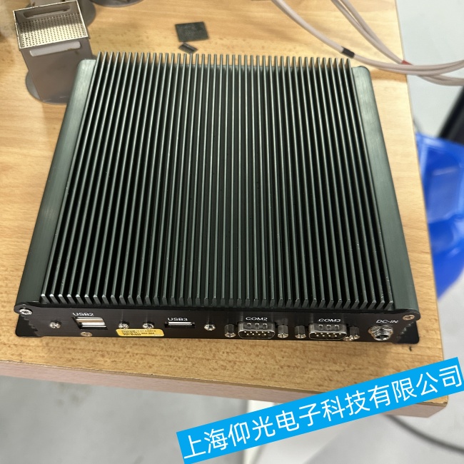 海南研華工控機(jī)TPC-1251T開機(jī)后顯示器沒反應(yīng)故障維修技術(shù)精湛