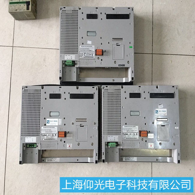 昆山三菱工控機F940GOT-SWD-C遇到黑屏不開機故障維修值得信賴