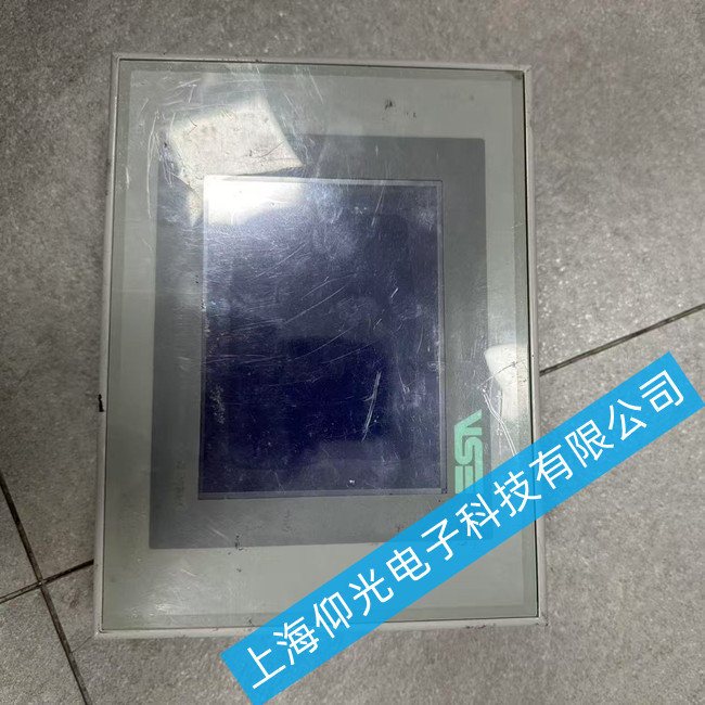 意薩觸摸屏維修YT505W00000白屏故障維修方法
